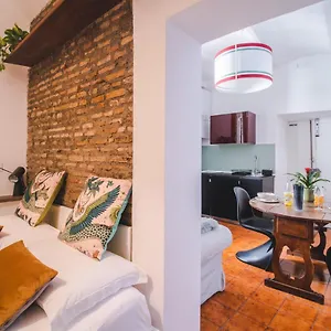 Apartment La Vetrina, The Renaissance Charme Of Piazza Navona, Rome